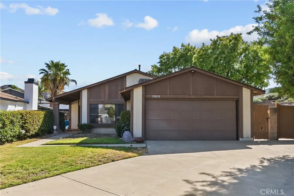 28018 Banjo Circle Castaic, CA 91384