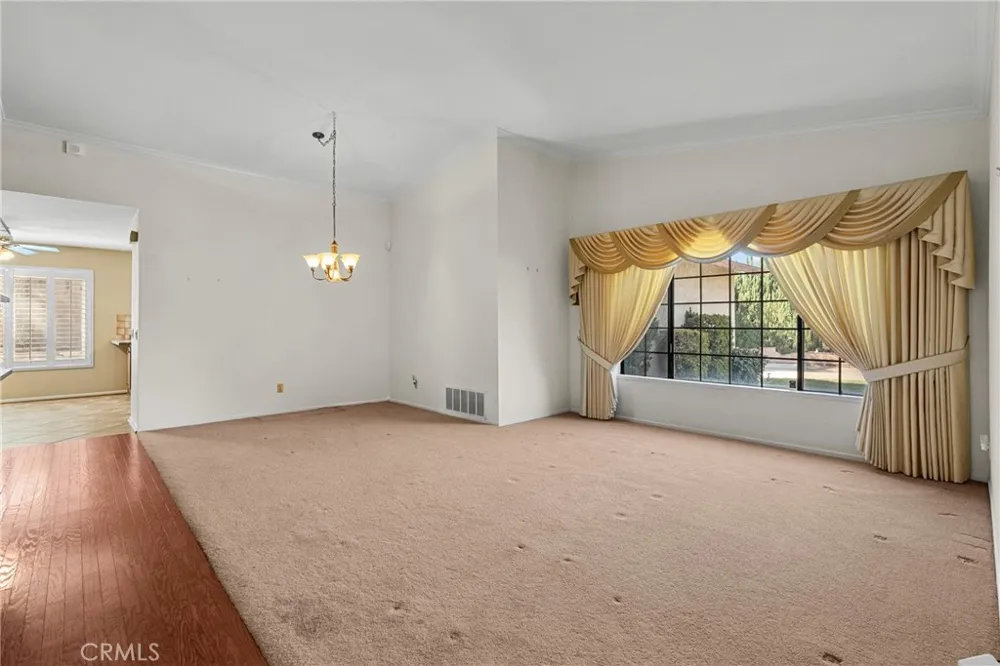 28018 Banjo Circle Castaic, CA 91384