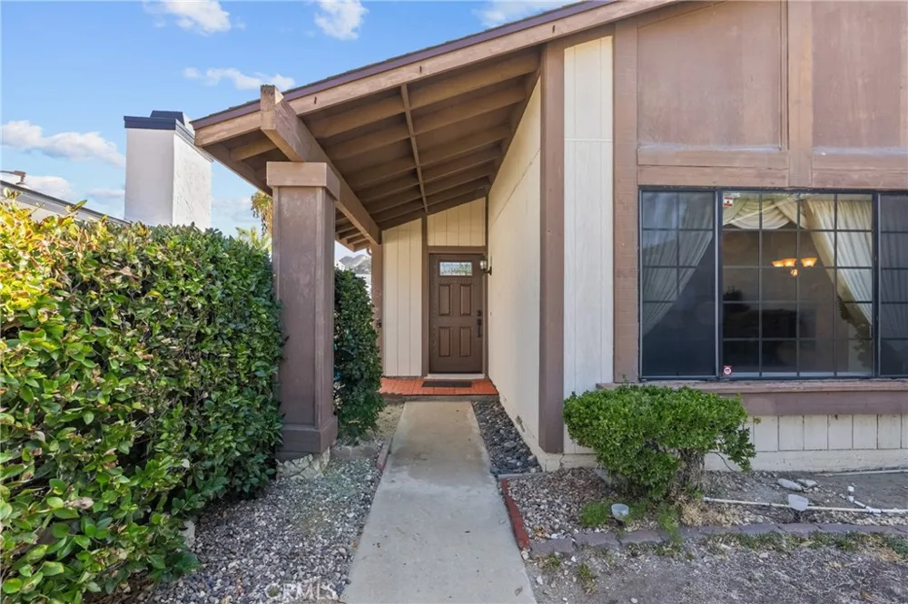 28018 Banjo Circle Castaic, CA 91384