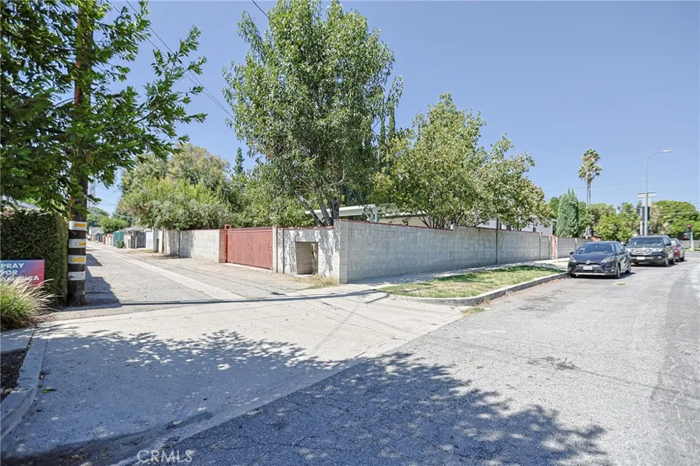 18700 Nordhoff Street Northridge, CA 91324