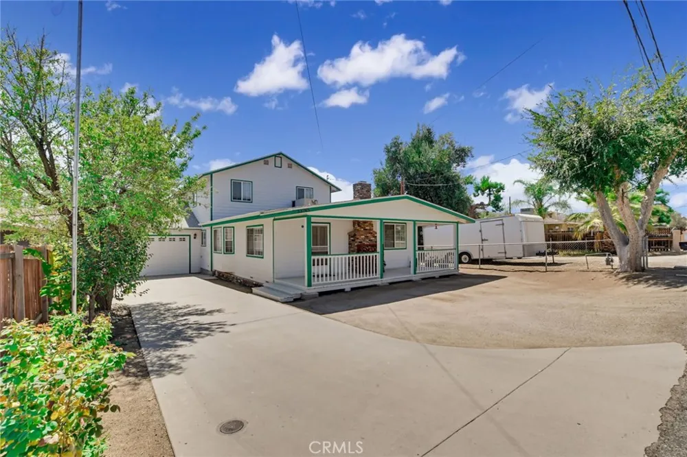 33745 Bethel Avenue Hemet, CA 92545