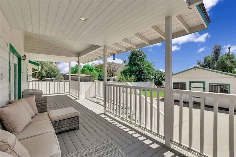 33745 Bethel Avenue Hemet, CA 92545