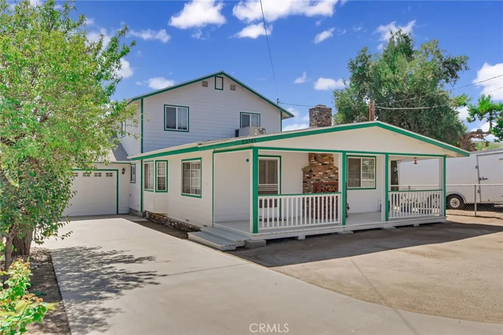 33745 Bethel Avenue Hemet, CA 92545