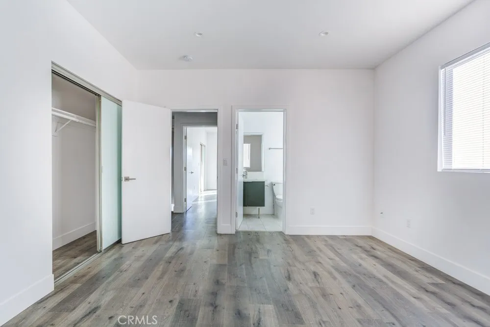 11639 Burbank #1/2 North Hollywood, CA 91601