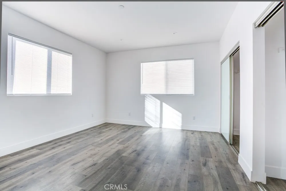 11639 Burbank #1/2 North Hollywood, CA 91601