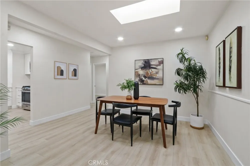 17735 E Newburgh Azusa, CA 91702