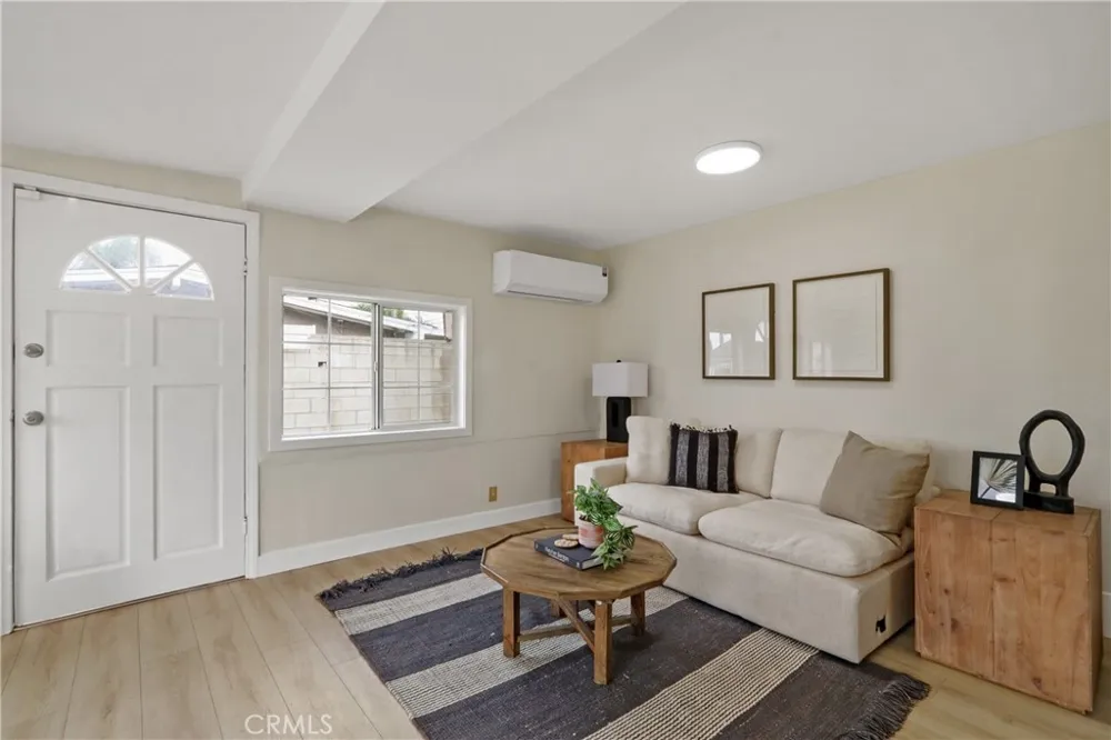 17735 E Newburgh Azusa, CA 91702