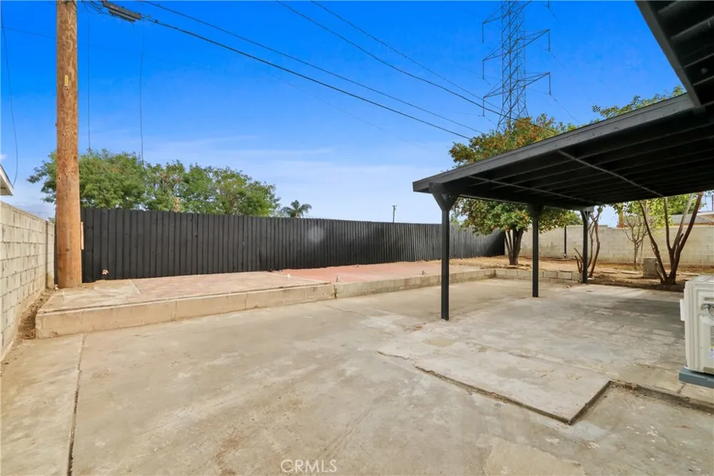 17735 E Newburgh Azusa, CA 91702