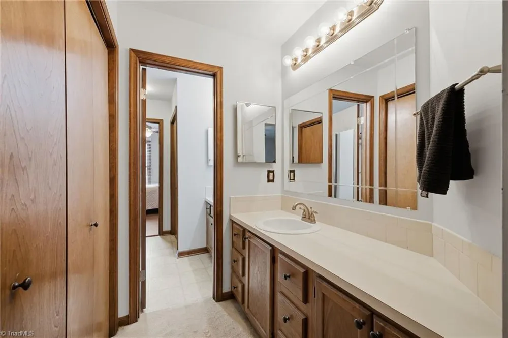 210 Tabor View Lane Winston-Salem, NC 27106
