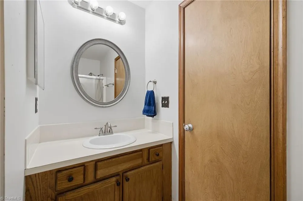 210 Tabor View Lane Winston-Salem, NC 27106
