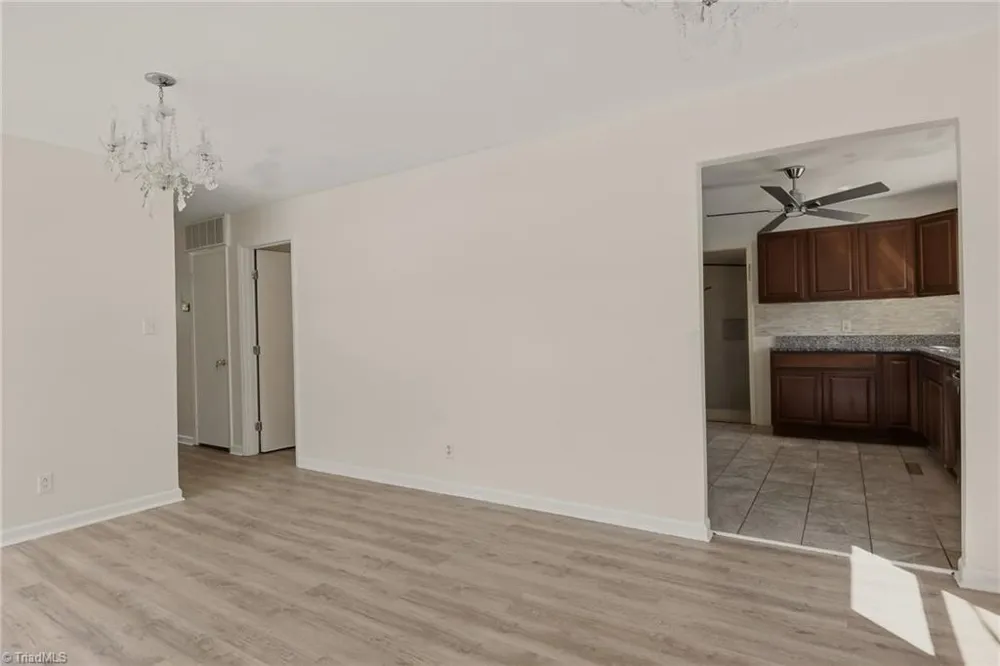 1602 Crystal Lane Greensboro, NC 27403