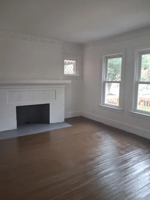 4815 Cortland Street #1