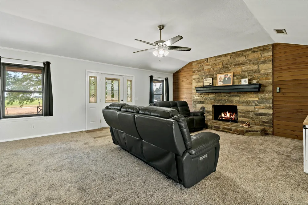 412 County Road 34020 Brookston, TX 75421