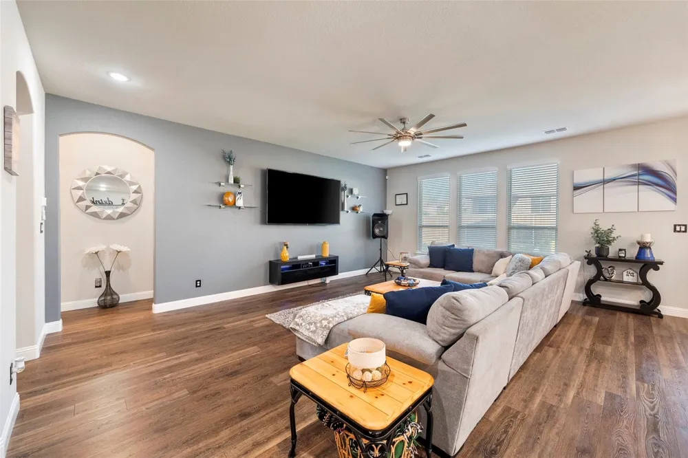 7224 Fallen Crest Lane Arlington, TX 76001