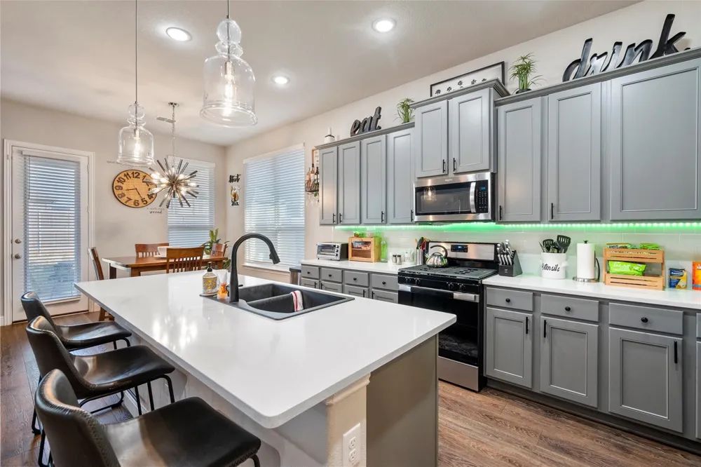 7224 Fallen Crest Lane Arlington, TX 76001