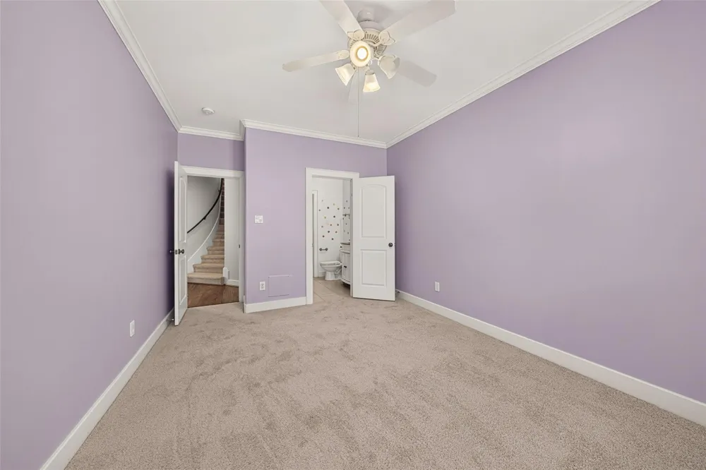 2816 Mcculloch Circle Houston, TX 77056