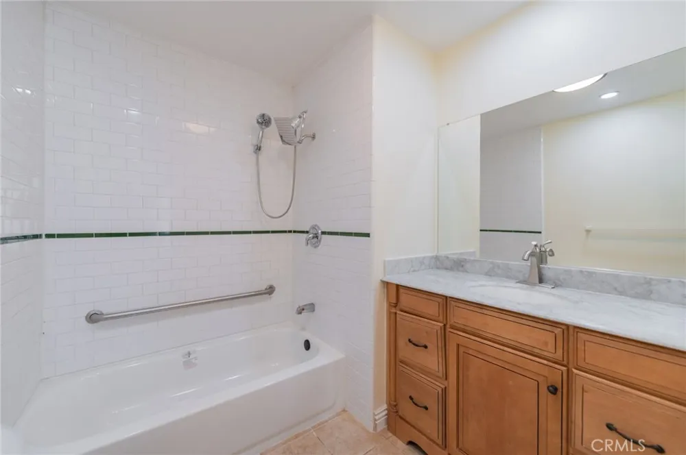 545 E Spruce St Ontario, CA 91761