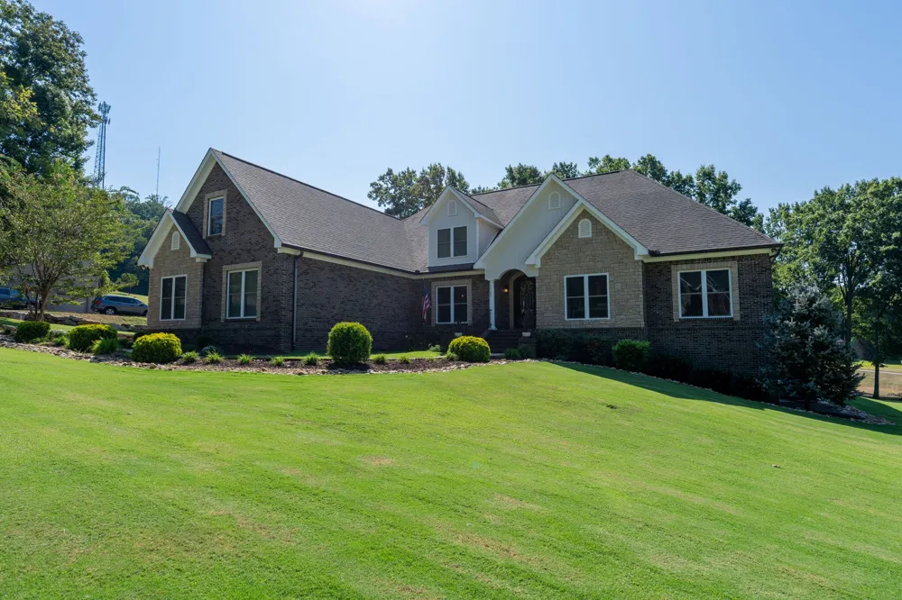1725 Mayflower Dr Columbia, TN 38401