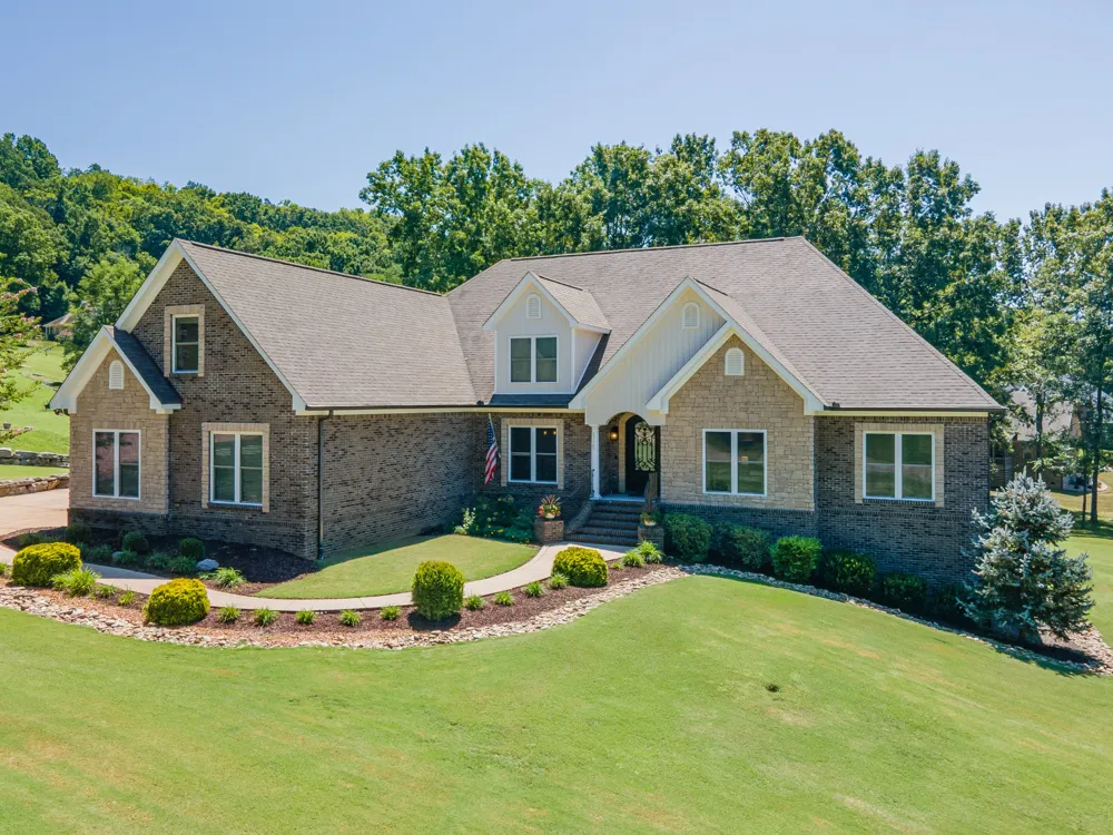 1725 Mayflower Dr Columbia, TN 38401