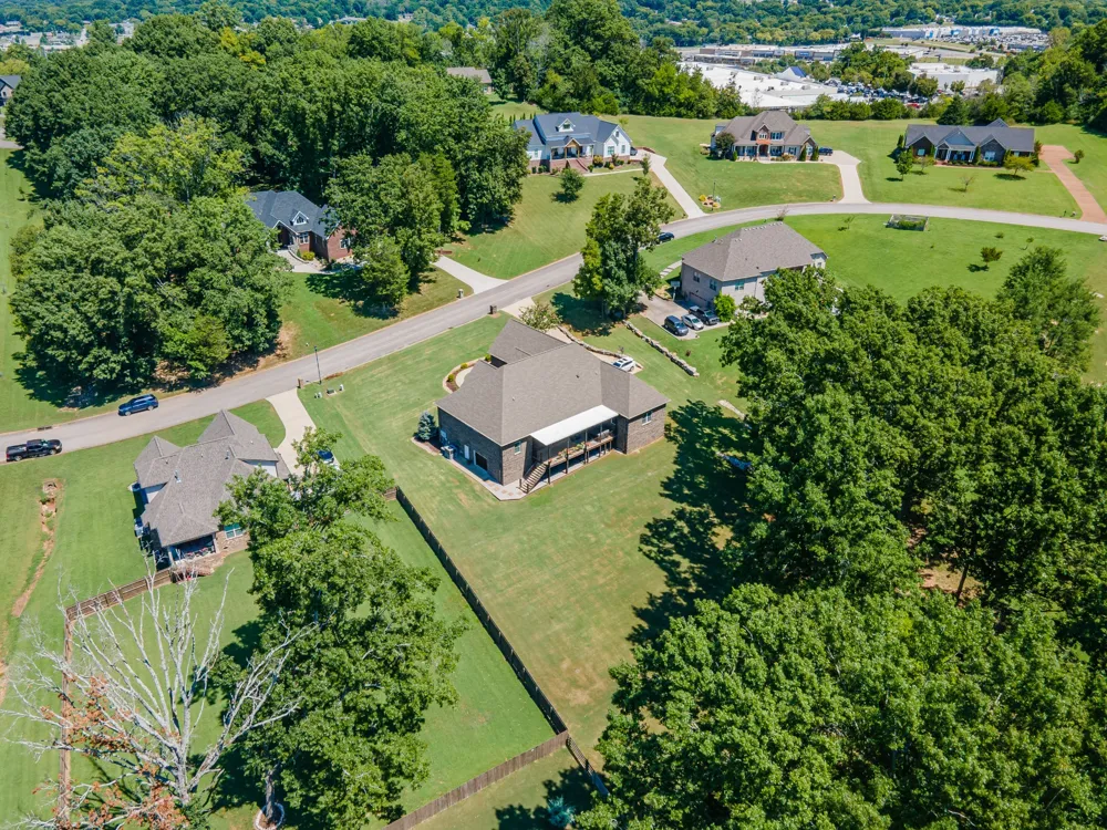 1725 Mayflower Dr Columbia, TN 38401