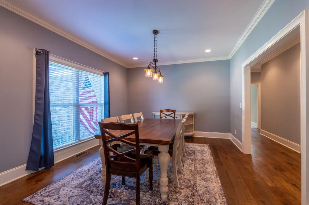 1725 Mayflower Dr Columbia, TN 38401