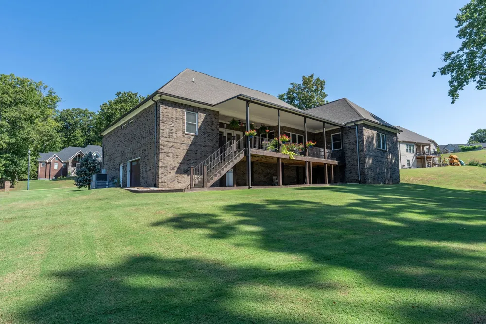 1725 Mayflower Dr Columbia, TN 38401