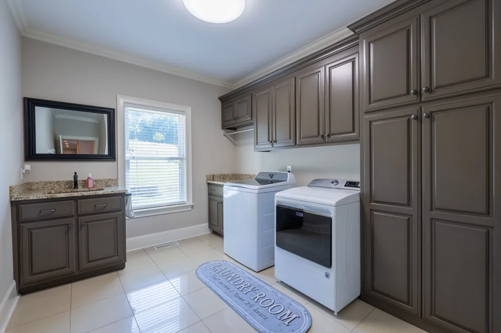 1725 Mayflower Dr Columbia, TN 38401