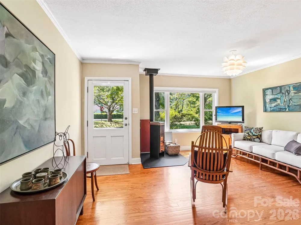 75 Cisco Road Asheville, NC 28805