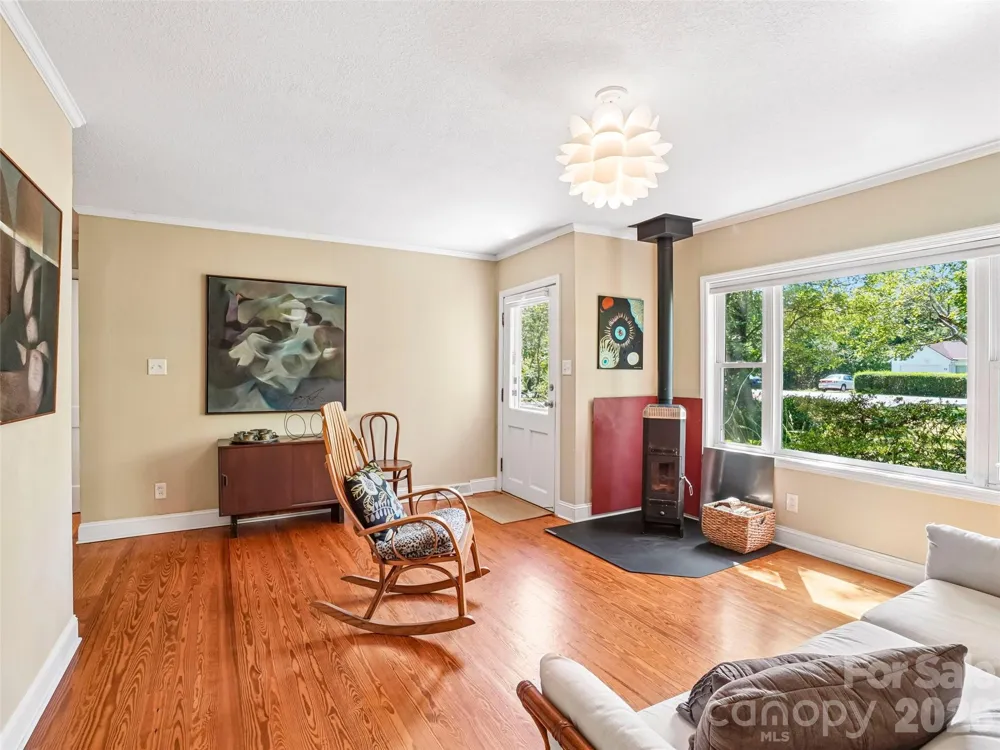 75 Cisco Road Asheville, NC 28805