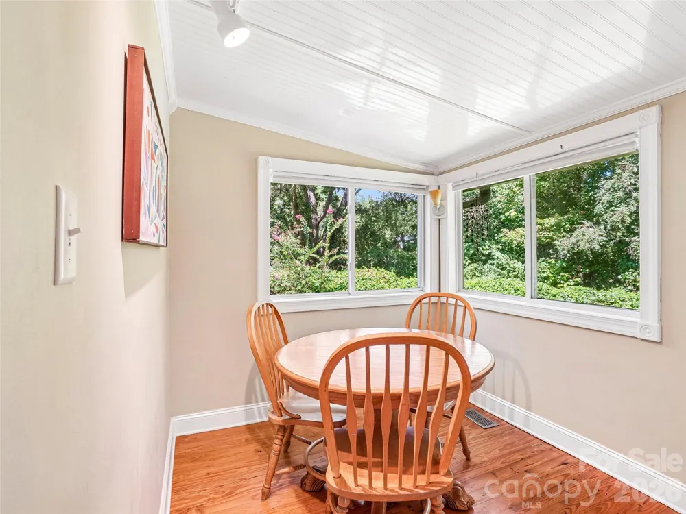 75 Cisco Road Asheville, NC 28805