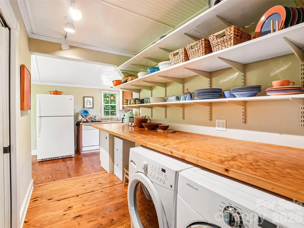 75 Cisco Road Asheville, NC 28805