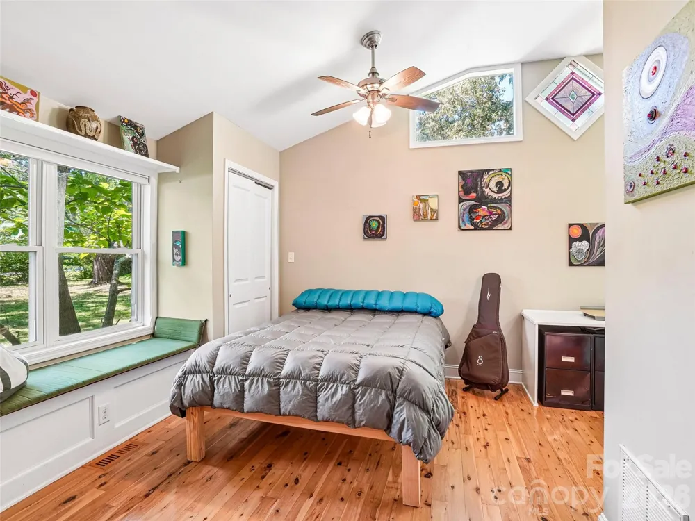 75 Cisco Road Asheville, NC 28805
