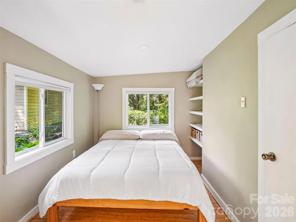 75 Cisco Road Asheville, NC 28805