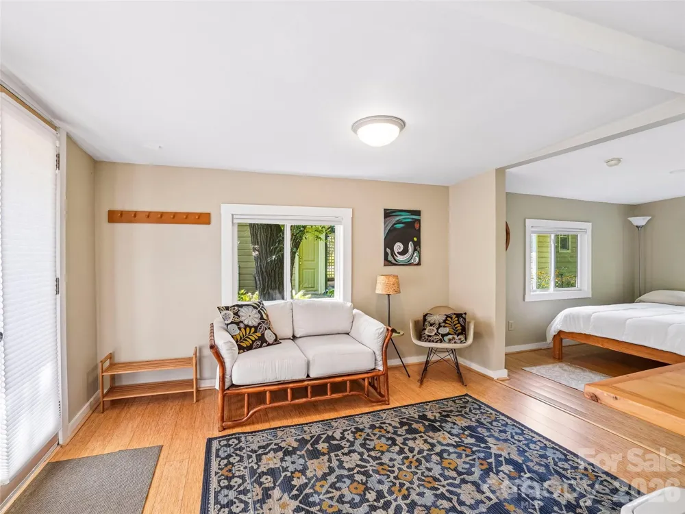 75 Cisco Road Asheville, NC 28805