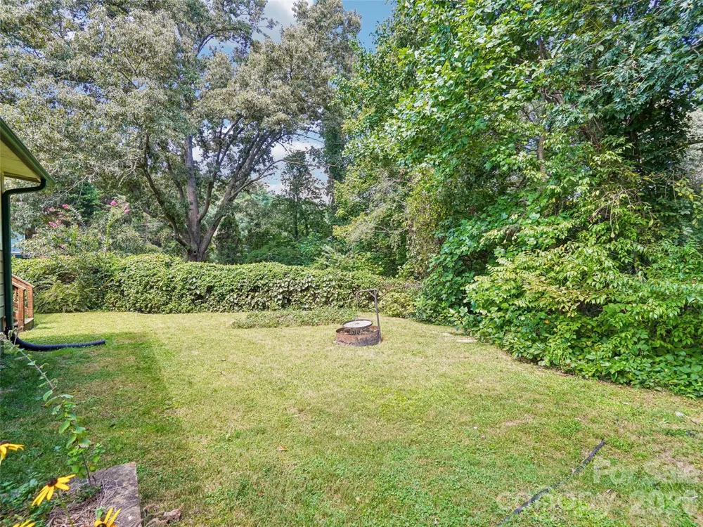75 Cisco Road Asheville, NC 28805