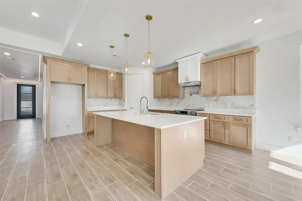 9324 Beckleycrest Avenue Dallas, TX 75232