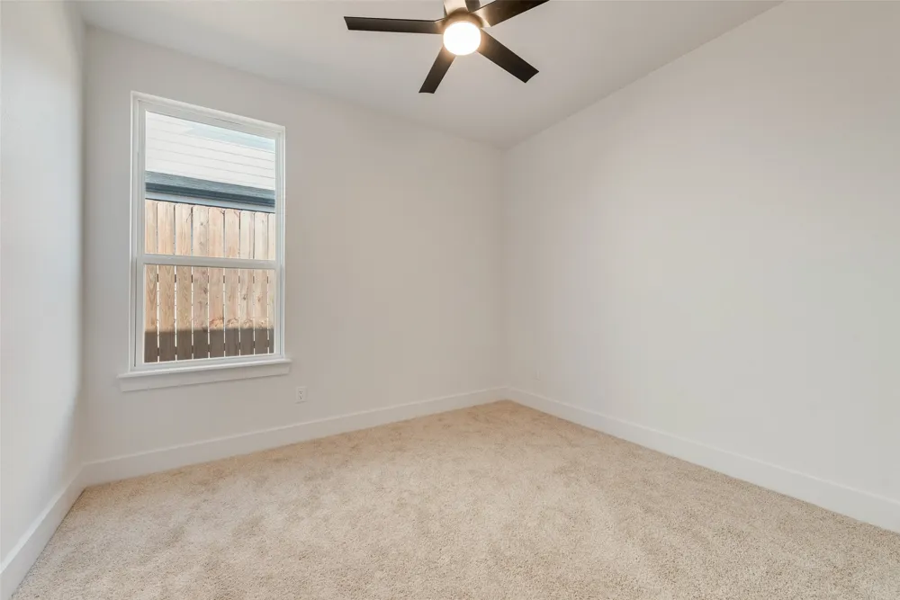 9324 Beckleycrest Avenue Dallas, TX 75232