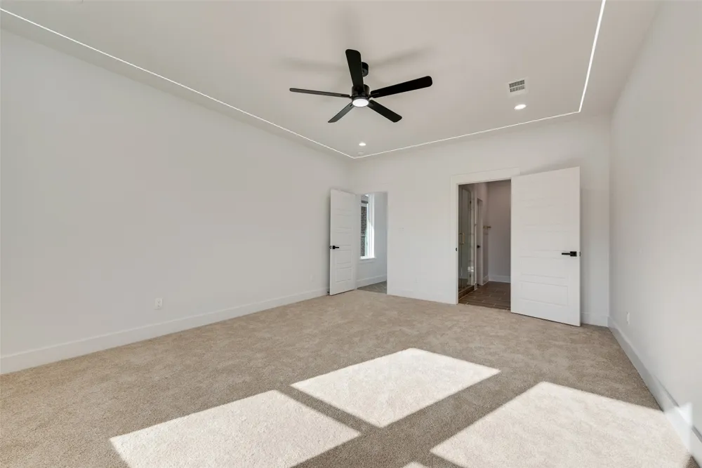 9324 Beckleycrest Avenue Dallas, TX 75232