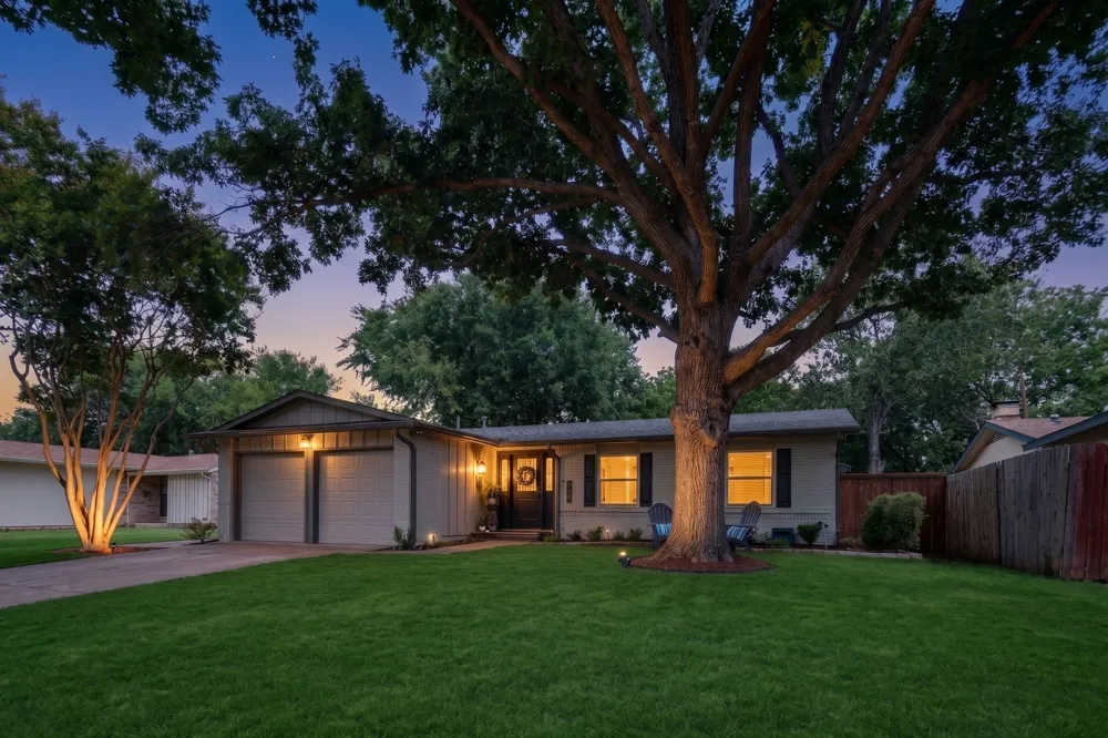 8632 Kingspoint Drive Dallas, TX 75238