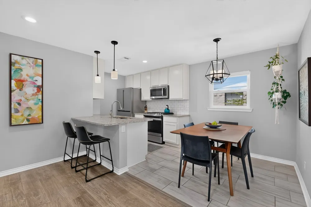 8632 Kingspoint Drive Dallas, TX 75238