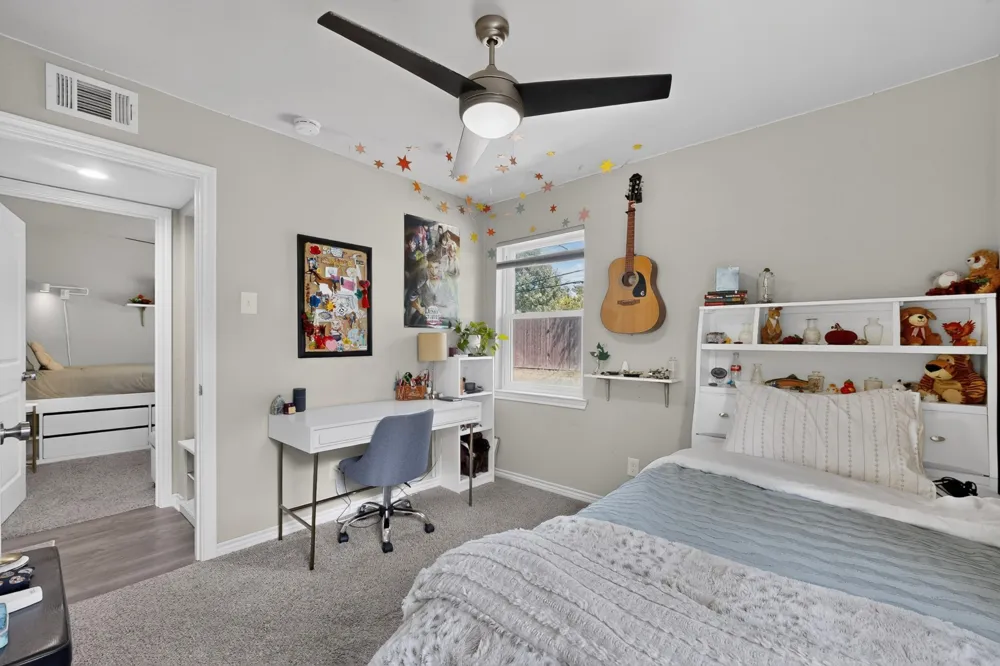 8632 Kingspoint Drive Dallas, TX 75238