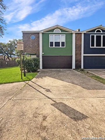 16710 Henderson Pass