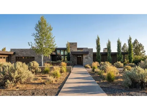3881 Turret Lane