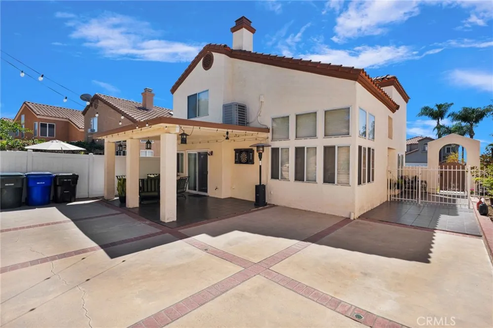 29398 Clear View Highland, CA 92346