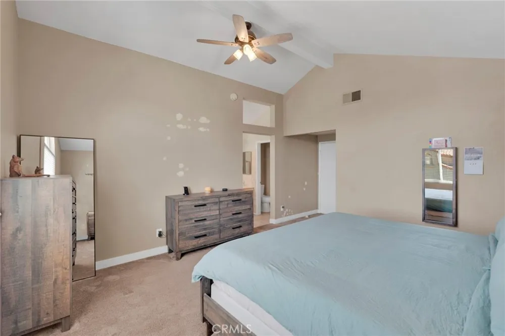 29398 Clear View Highland, CA 92346