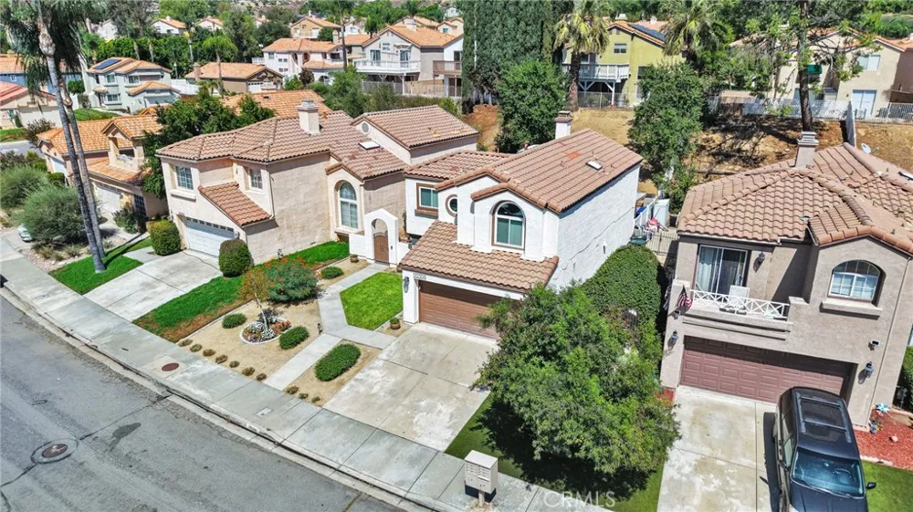 29398 Clear View Highland, CA 92346