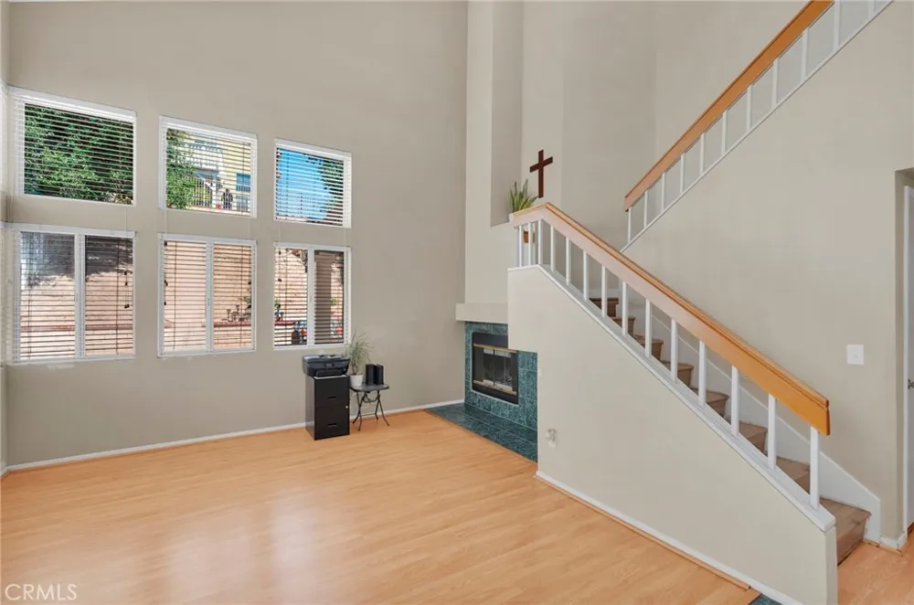 29398 Clear View Highland, CA 92346