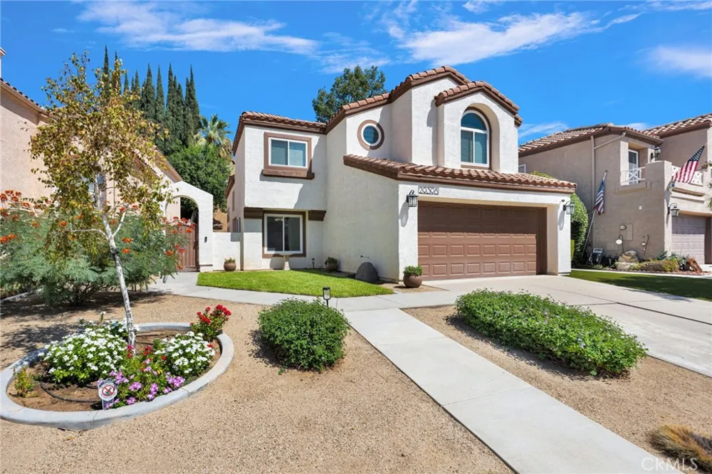 29398 Clear View Highland, CA 92346