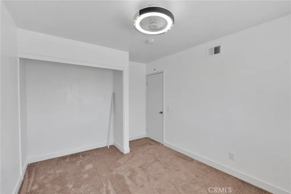 29398 Clear View Highland, CA 92346
