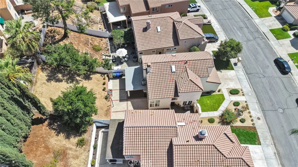 29398 Clear View Highland, CA 92346